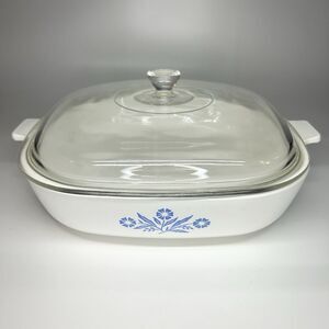 Corning Ware P-10-B Blue Cornflower 10" Covered Casserole Dish w/ Glass Lid Vtg